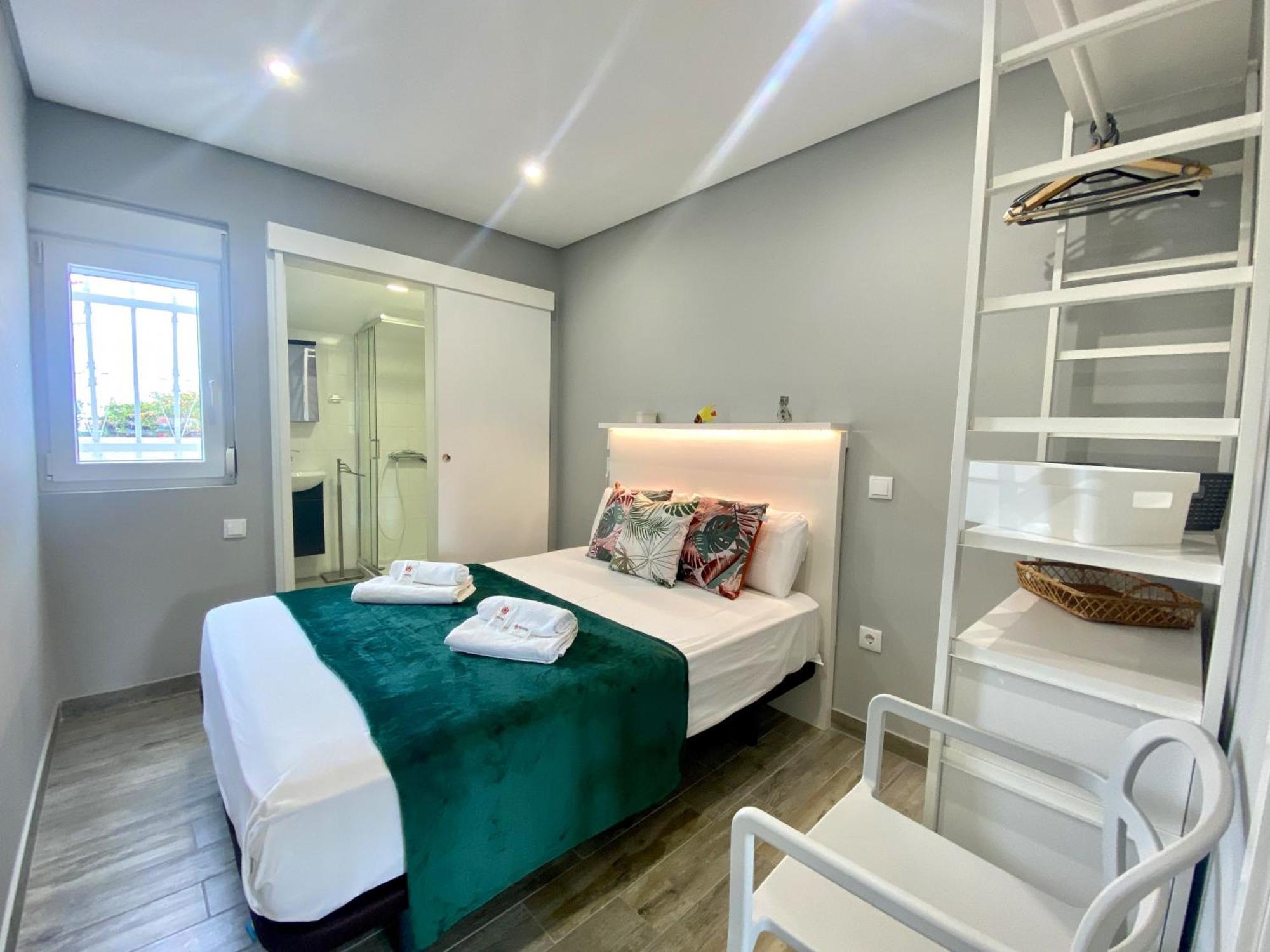 Quarteira Stylish 2 By Homing Apartment Exterior photo